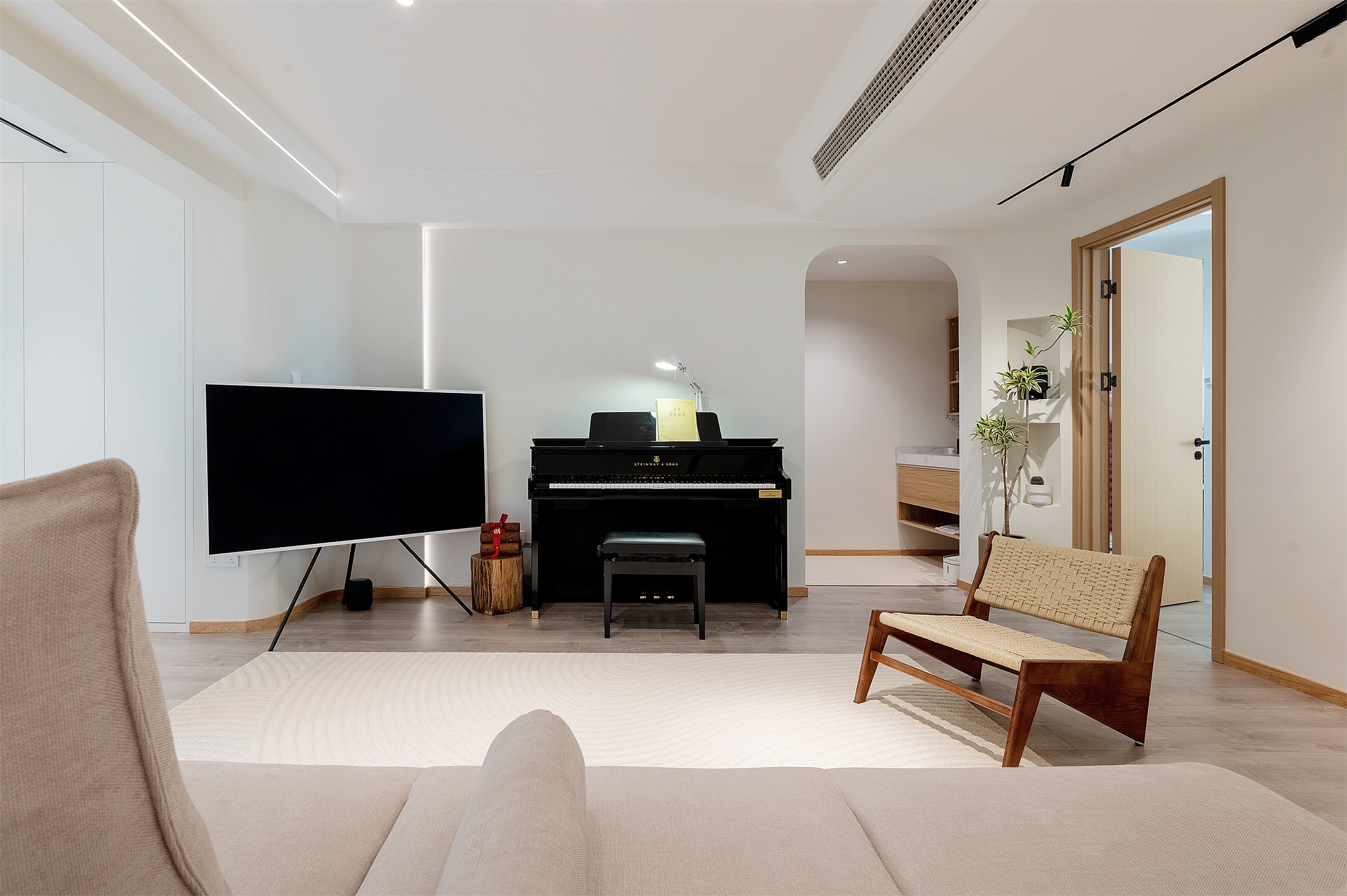 DSC_5943_1.jpg DSC_5943_1.jpg